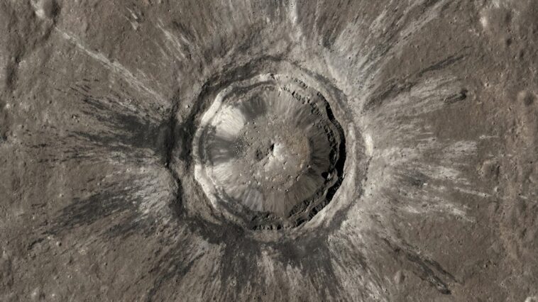 Un étage de Falcon 9 s'est écrasé sur la Lune : la science vient de comprendre ce que son cratère de 18 m a remonté à la s...