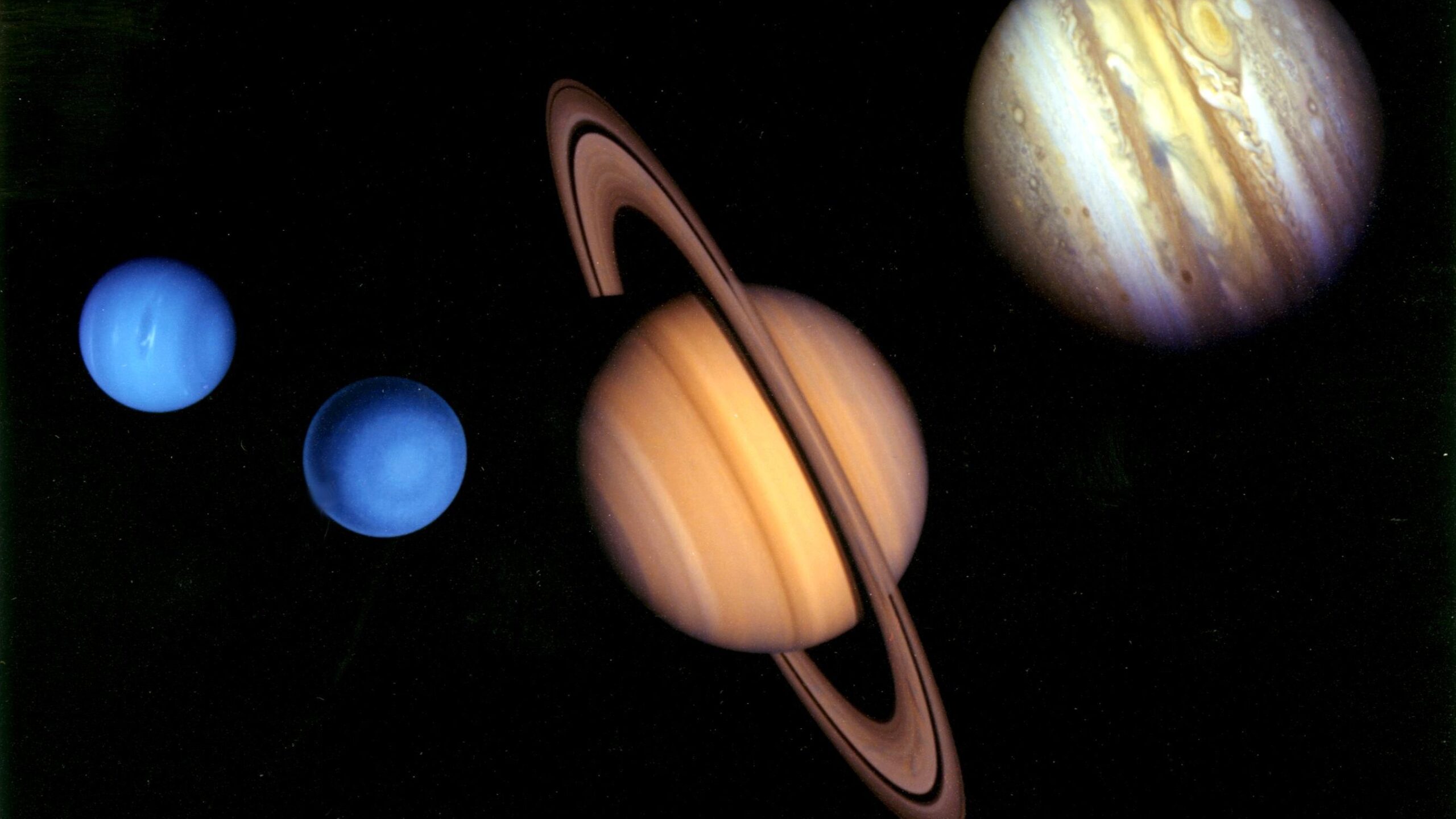 C'est officiel pour Voyager 2 : une manœuvre commandée depuis la Terre libère assez d'énergie pour garder trois instrument...
