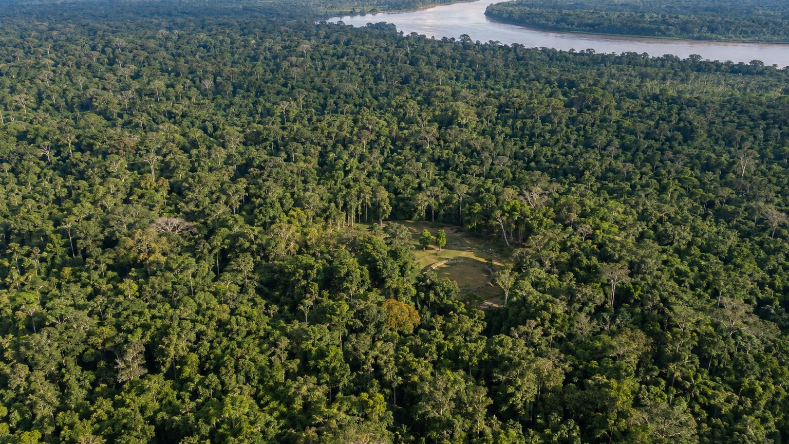 Des chercheurs ont repéré plus de 20 000 structures sous la canopée du sud-ouest de l'Amazonie : ce que ce chiffre change ...